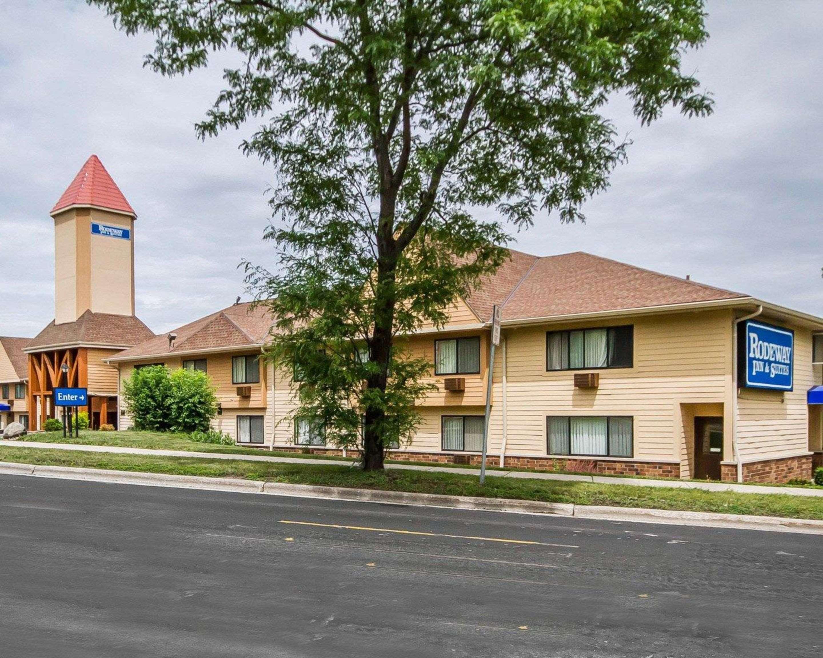 Rodeway Inn & Suites Madison East Zewnętrze zdjęcie