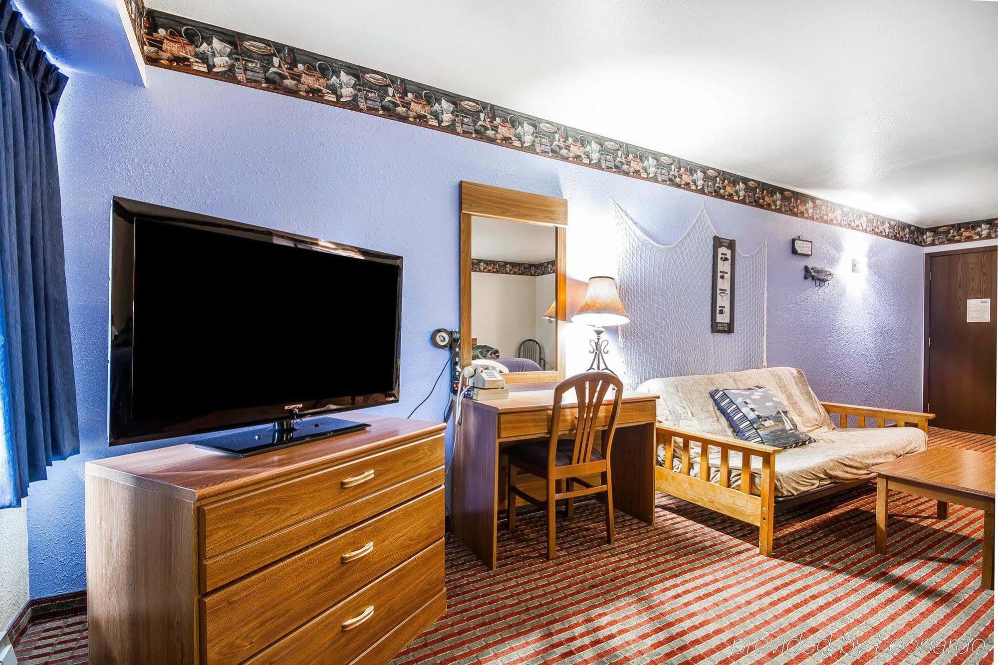 Rodeway Inn & Suites Madison East Zewnętrze zdjęcie