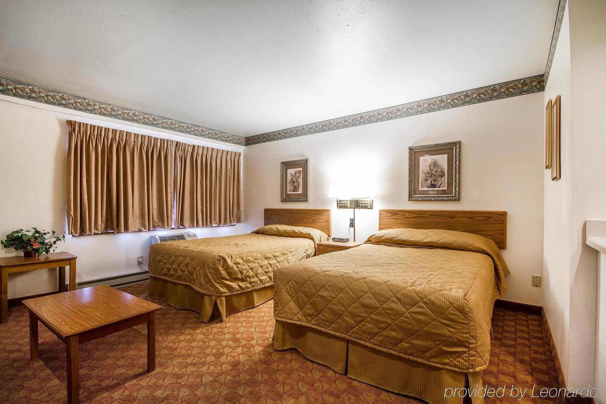Rodeway Inn & Suites Madison East Zewnętrze zdjęcie